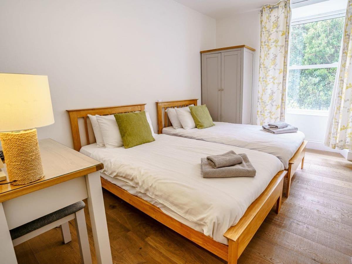 Gwbert Holiday Cottages, Green Meadow Cardigan Esterno foto