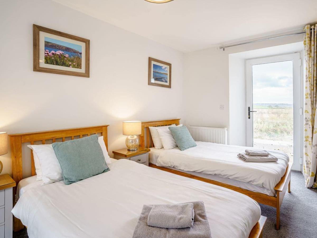 Gwbert Holiday Cottages, Green Meadow Cardigan Esterno foto