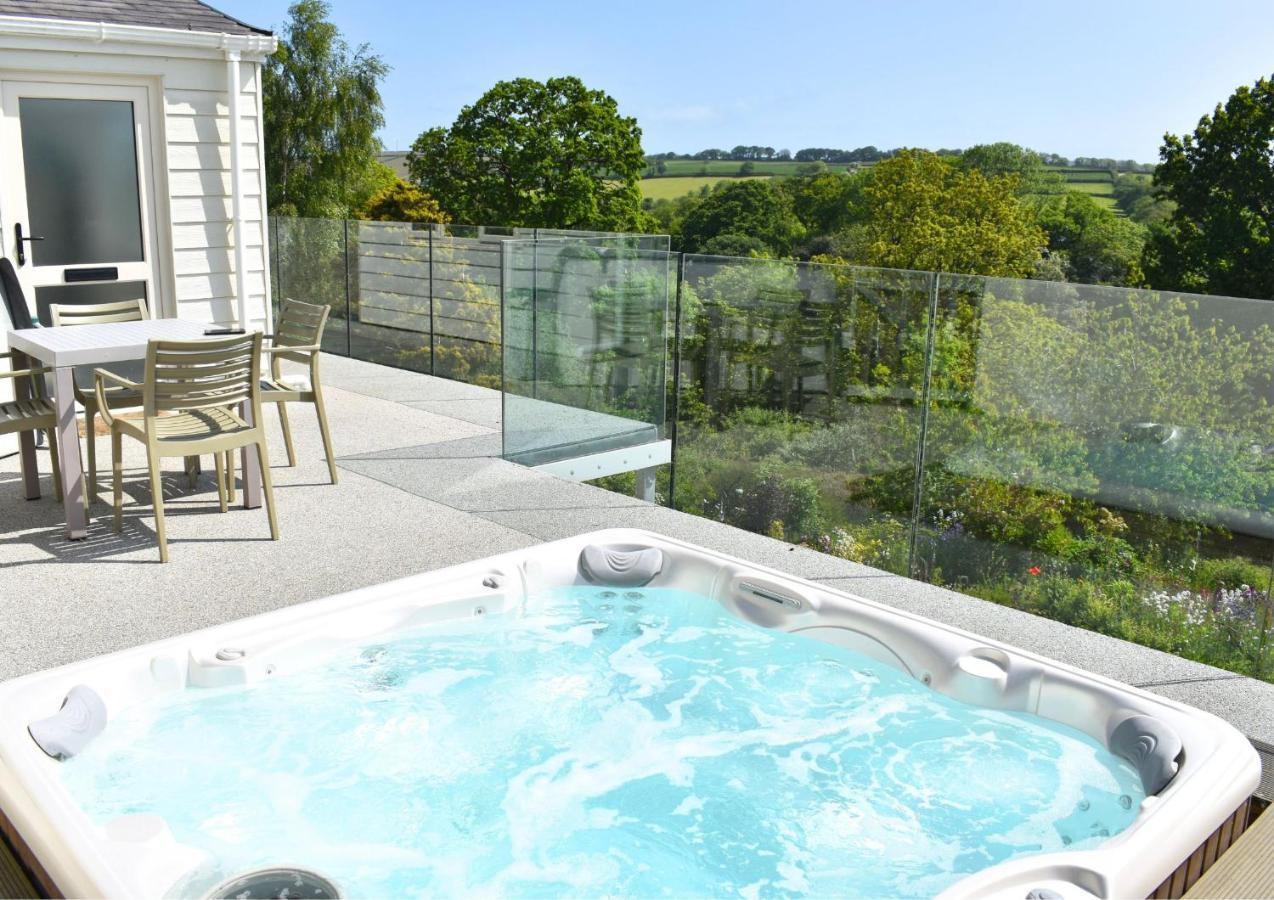 Gwbert Holiday Cottages, Green Meadow Cardigan Esterno foto